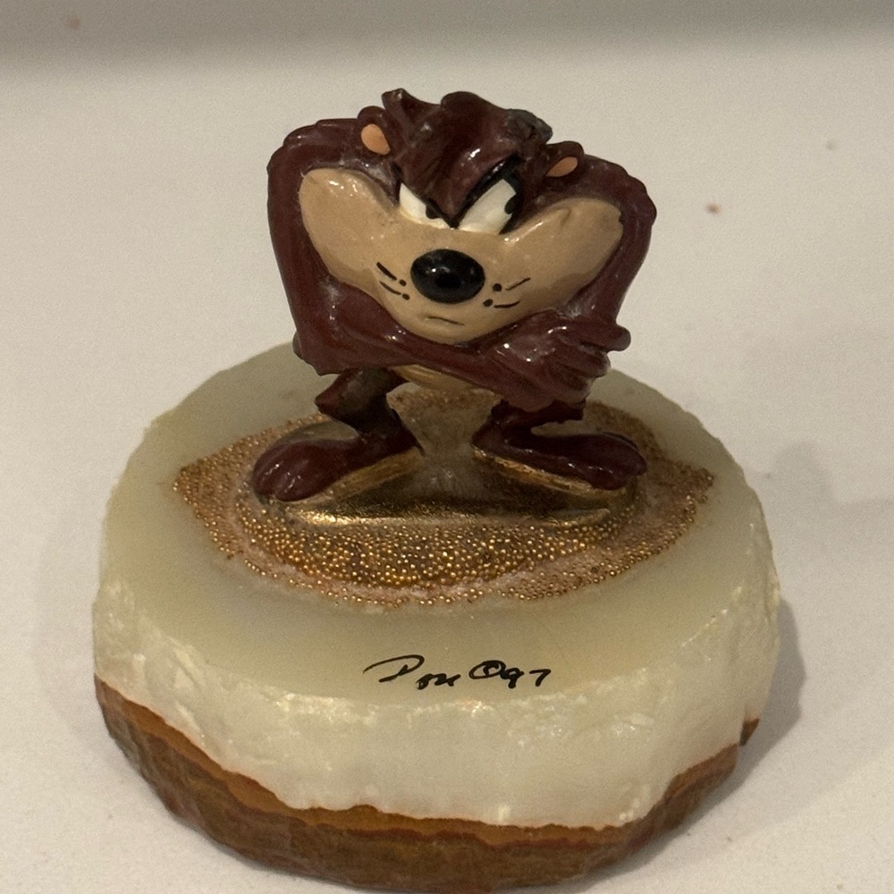 Warner Bros. Taz Brown and Gold Sculpture by Ron Lee signed 110/1500